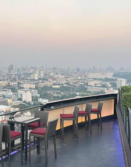 Sathorn Sky View Rooftop Bar กรุงเทพมหานคร