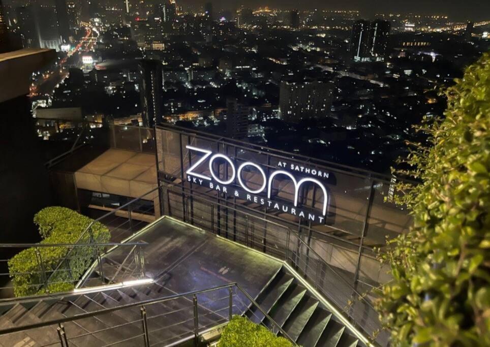 Sathorn Sky View Rooftop Bar อพาร์ทเม้น กรุงเทพมหานคร
